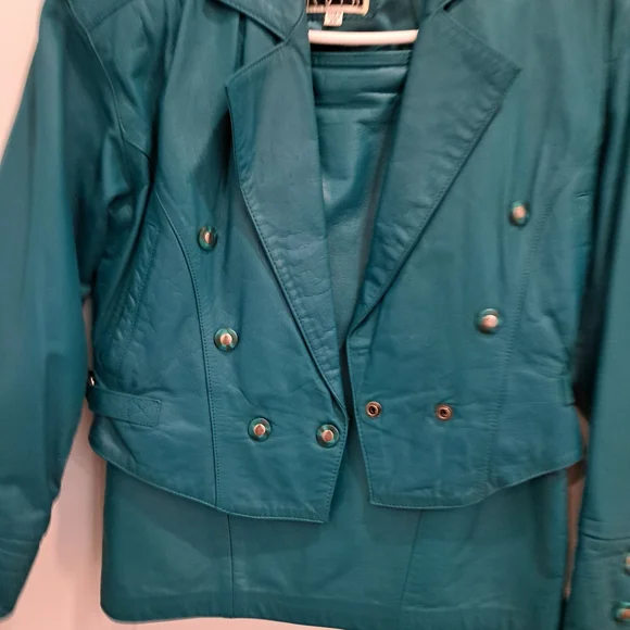 Women's Teal Jacket - Picture 2 of 8